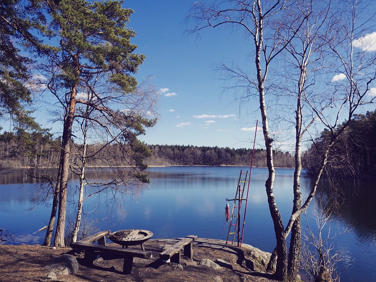Lake Judarn beside Hoomies